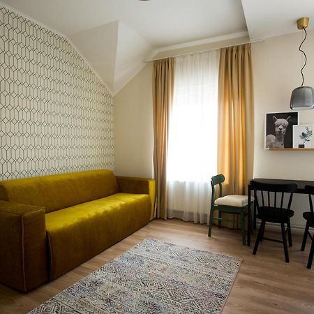 Apartman Zeka Paragvajac Appartamento Subotica Esterno foto