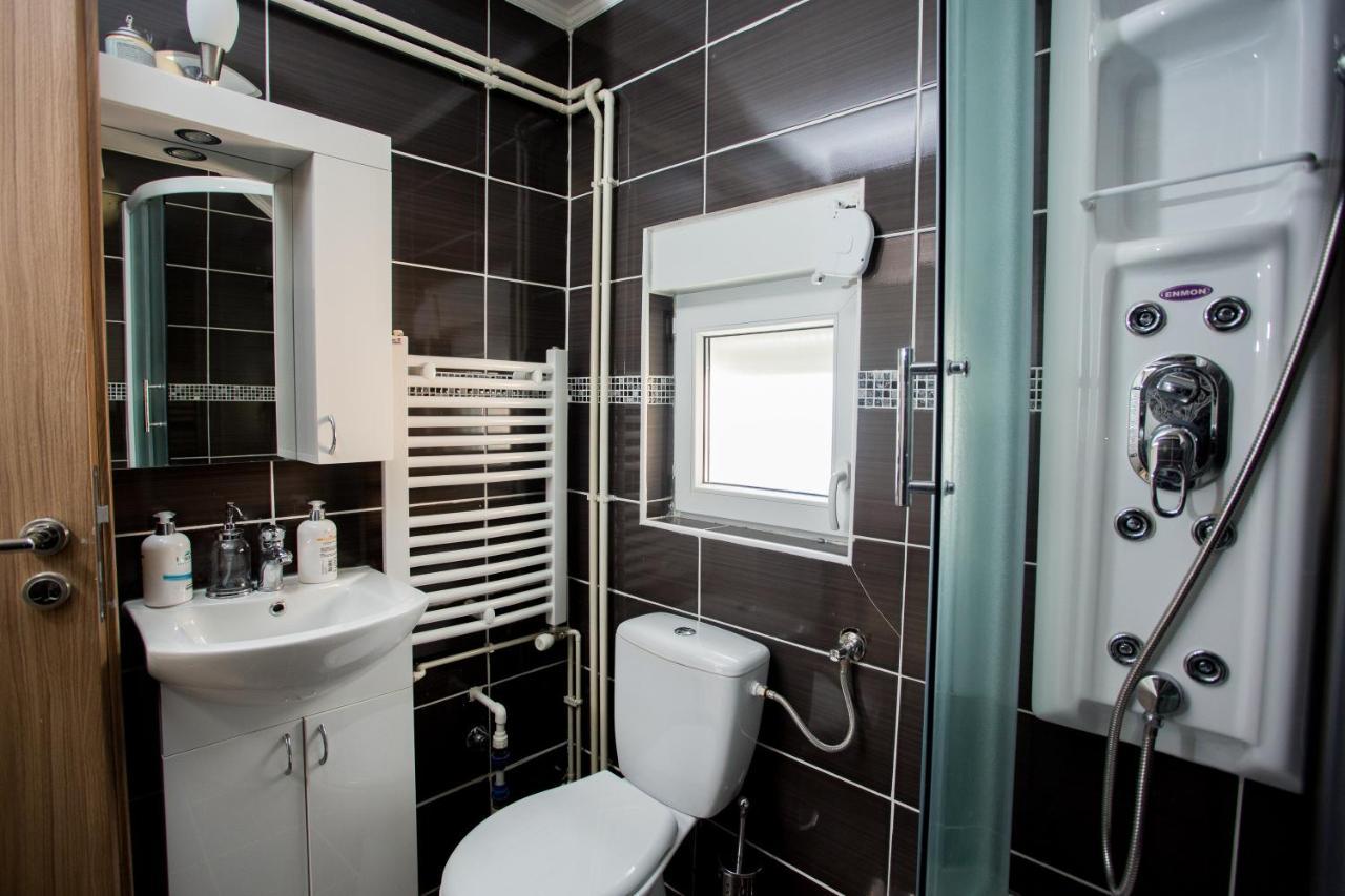 Apartman Zeka Paragvajac Appartamento Subotica Esterno foto