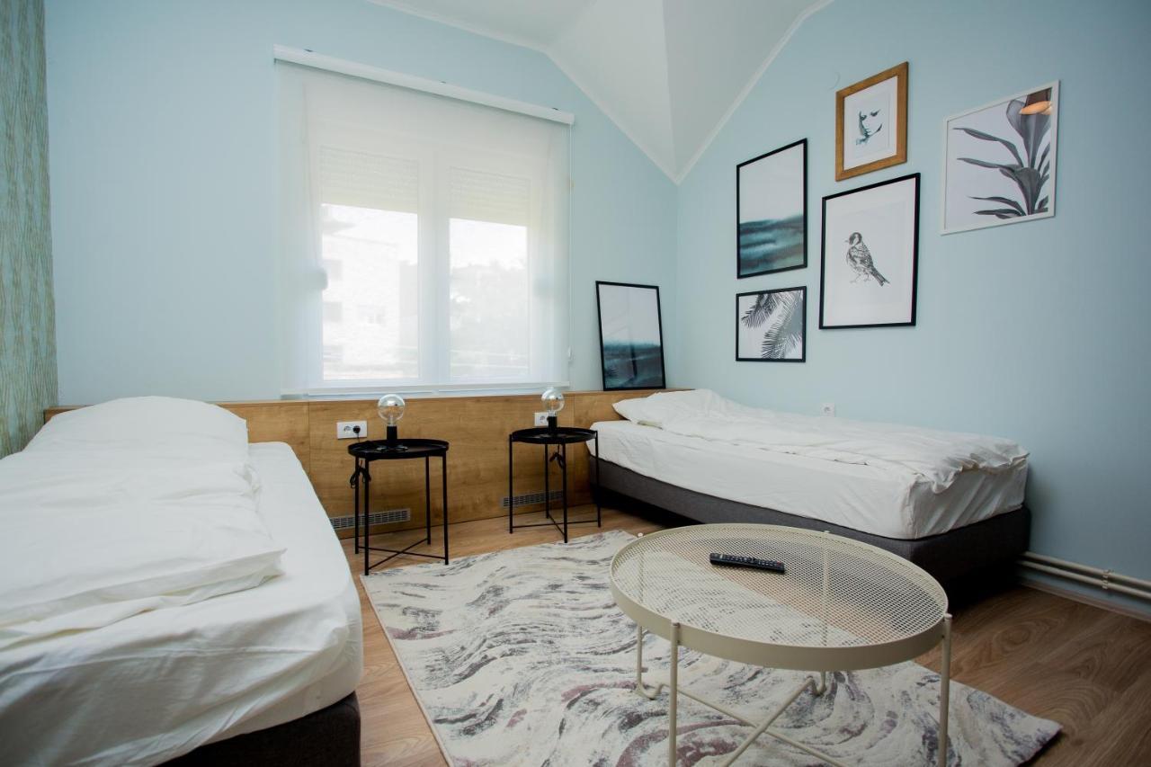 Apartman Zeka Paragvajac Appartamento Subotica Esterno foto