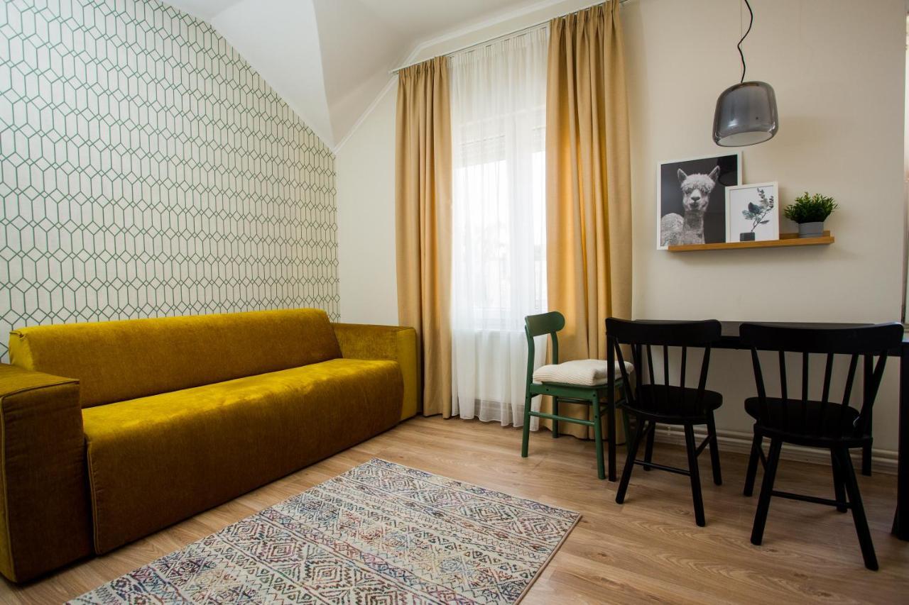 Apartman Zeka Paragvajac Appartamento Subotica Esterno foto